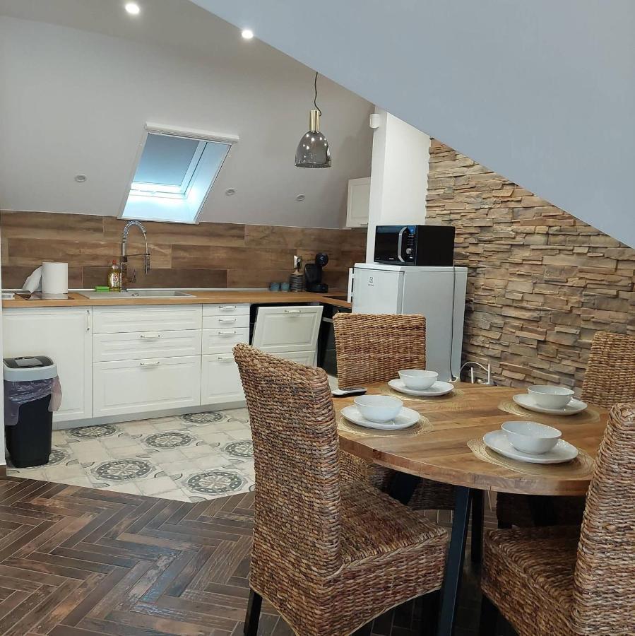 Dr Becsey Luxury Apartman Бекесксаба Екстериор снимка